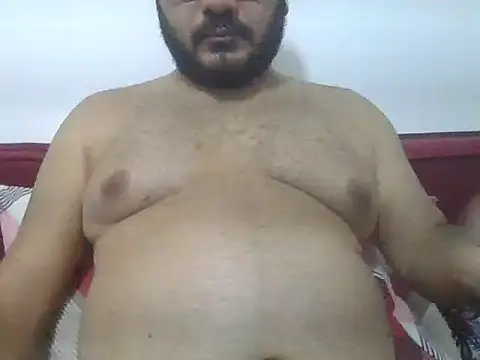 Snapshot of UrfavSlaveBitch chatting on 1, 8, 2026 UrfavSlaveBitch online show from 1, 8, 2026