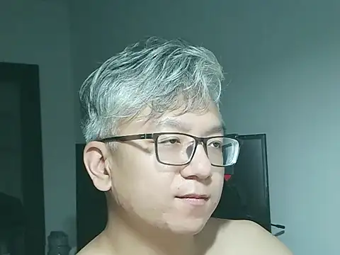 Snapshot of leoUSIR chatting on 23, 9, 2025 leoUSIR online show from 23, 9, 2025