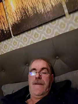 Snapshot of farock chatting on 1, 1, 2025 farock online show from 1, 1, 2025