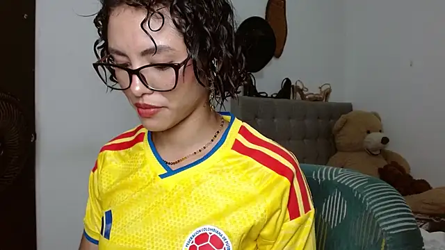 Sexy Lia  online show from 28, 6, 2026
