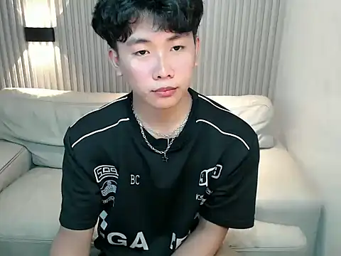 dangerzone0122 online show from 4, 10, 2025