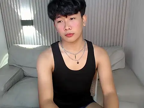 dangerzone0122 online show from 19, 11, 2025