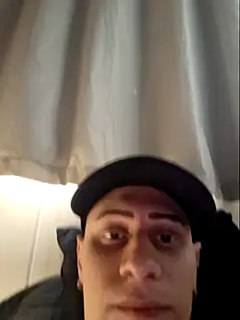 Snapshot of Leinad27 chatting on 9, 11, 2025 Leinad27 online show from 9, 11, 2025