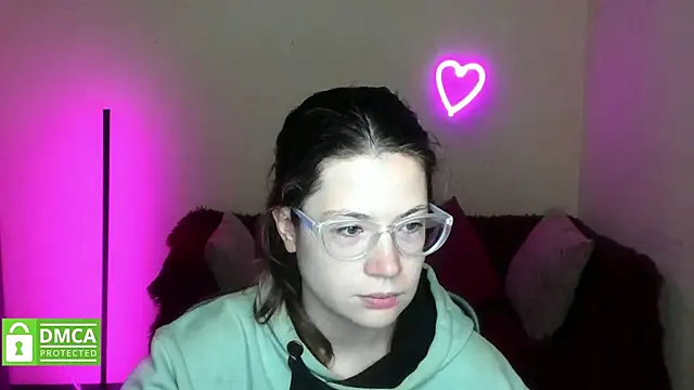 Snapshot of Alicia_redfollow chatting on 28, 10, 2025 Alicia redfollow online show from 28, 10, 2025