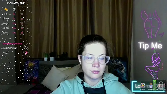 Snapshot of Alicia_redfollow chatting on 29, 10, 2025 Alicia redfollow online show from 29, 10, 2025