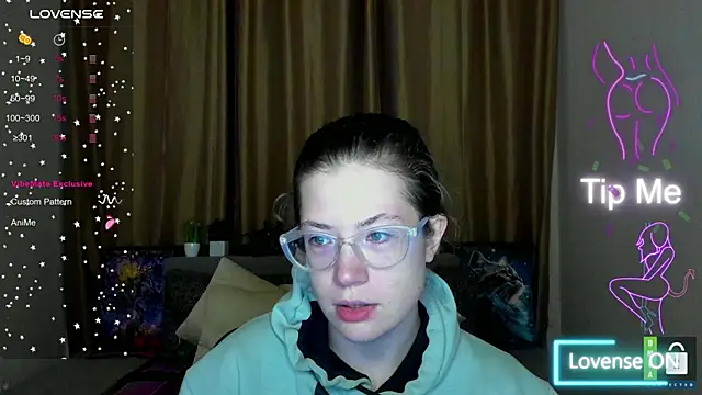 Snapshot of Alicia_redfollow chatting on 30, 10, 2025 Alicia redfollow online show from 30, 10, 2025