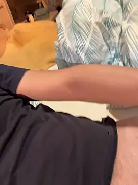 Snapshot of Fuss04 chatting on 24, 12, 2024 Fuss04 online show from 24, 12, 2024