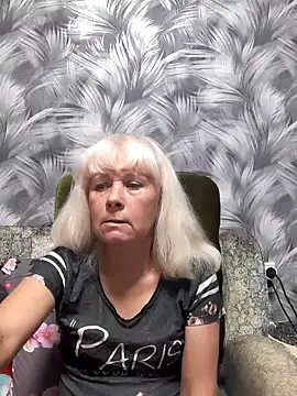 sakura blonde online show from 27, 10, 2025