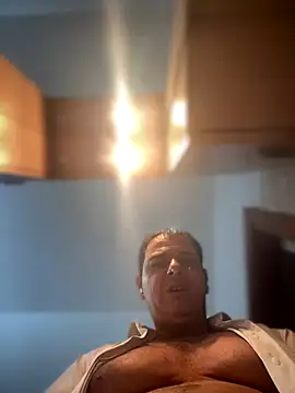 SecretlyDD online show from 17, 11, 2025