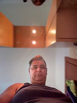 SecretlyDD online show from 5, 4, 2026