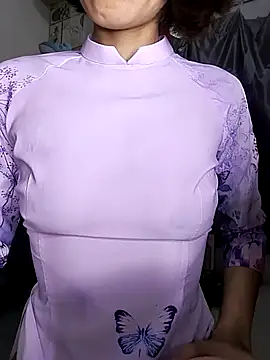 Lucy limon online show from 13, 4, 2026