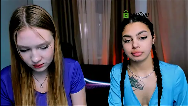 Snapshot of playful_sophie chatting on 7, 2, 2025 playful sophie online show from 7, 2, 2025