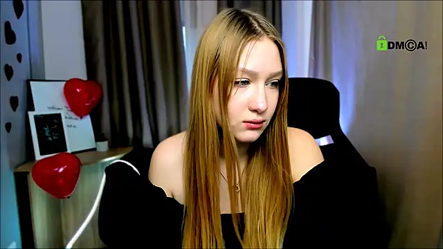 Snapshot of playful_sophie chatting on 18, 2, 2025 playful sophie online show from 18, 2, 2025