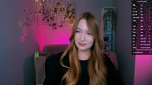 Snapshot of playful_sophie chatting on 2, 10, 2025 playful sophie online show from 2, 10, 2025