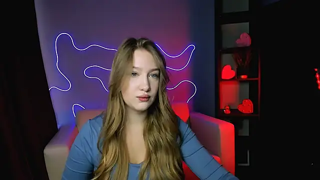 Snapshot of playful_sophie chatting on 5, 10, 2025 playful sophie online show from 5, 10, 2025