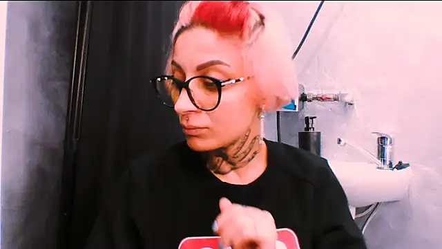 Lucky Deniz online show from 24, 11, 2025