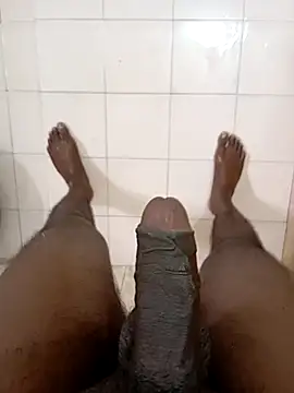 Snapshot of tharu111111 chatting on 20, 2, 2026 tharu111111 online show from 20, 2, 2026