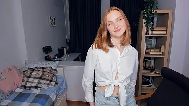 Snapshot of HarrmonSarah chatting on 21, 12, 2024 HarrmonSarah online show from 21, 12, 2024