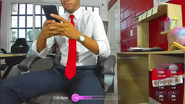 Hideintheoffice online show from 19, 12, 2024