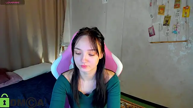 Snapshot of Cheryl__Brown chatting on 15, 12, 2025 Cheryl Brown online show from 15, 12, 2025