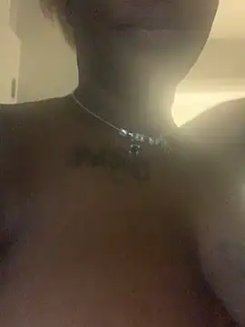 Snapshot of honeywetpussi chatting on 28, 12, 2024 honeywetpussi online show from 28, 12, 2024