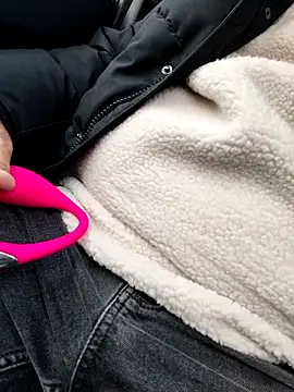 sansan2411 online show from 26, 11, 2025