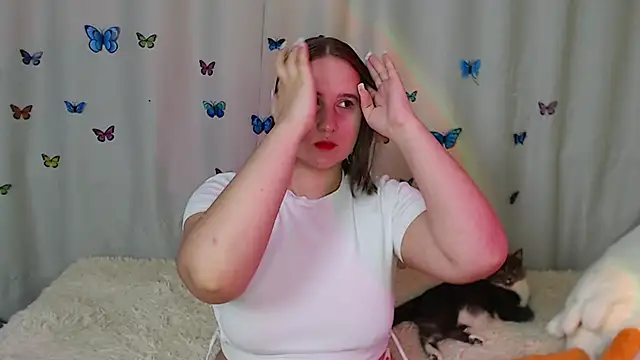 Snapshot of Phantommira chatting on 7, 2, 2025 Phantommira online show from 7, 2, 2025