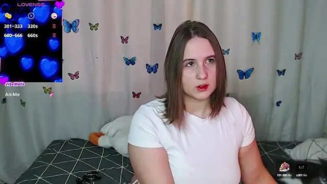 Snapshot of Phantommira chatting on 2, 3, 2025 Phantommira online show from 2, 3, 2025