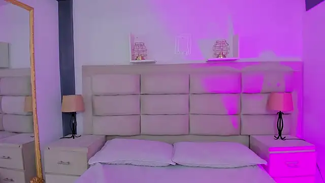 RoseCassie online show from 27, 2, 2025