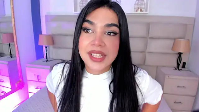 RoseCassie online show from 24, 9, 2025