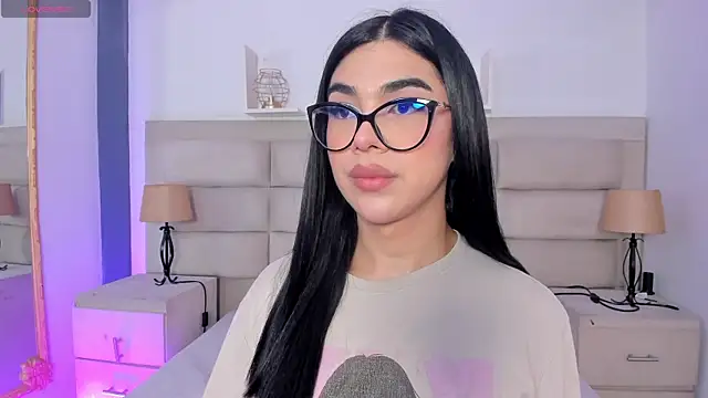 RoseCassie online show from 5, 10, 2025