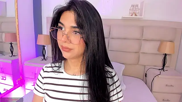 RoseCassie online show from 20, 10, 2025