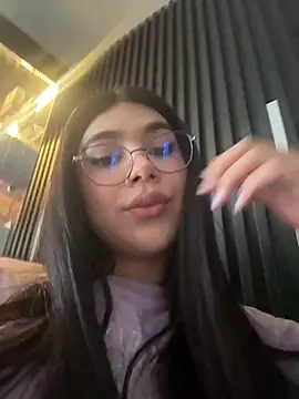 RoseCassie online show from 10, 7, 2026