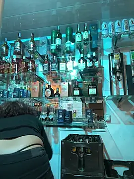 lauraltt online show from 15, 9, 2025