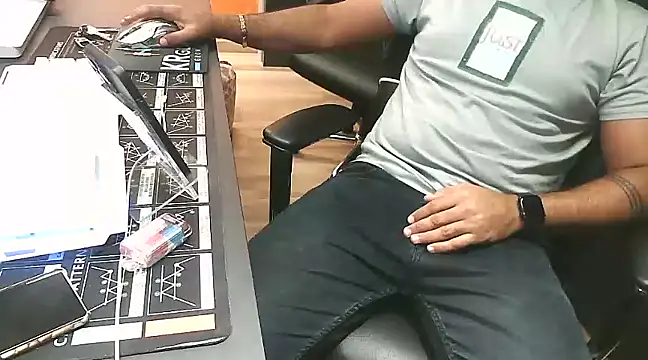 Snapshot of Nil_Talreja chatting on 20, 1, 2025 Nil Talreja online show from 20, 1, 2025