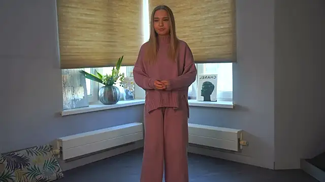 HildColden online show from 24, 12, 2024