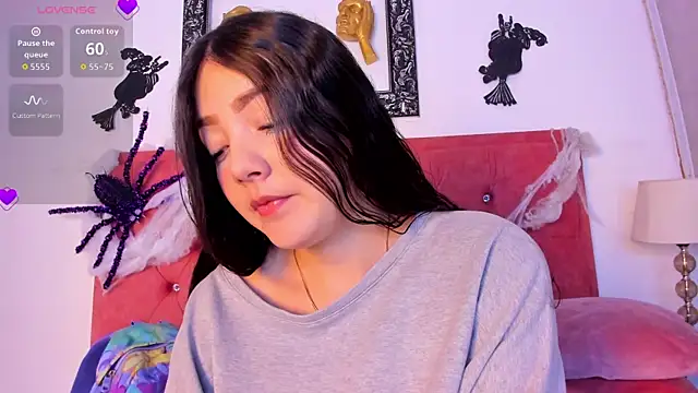 Snapshot of Samantha_Good chatting on 17, 10, 2025 Samantha Good online show from 17, 10, 2025