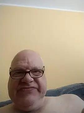 Snapshot of jk6t chatting on 8, 7, 2026 jk6t online show from 8, 7, 2026