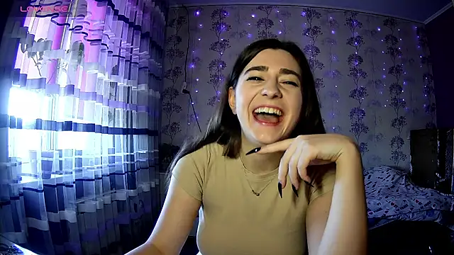 Snapshot of Sofiy_a chatting on 7, 3, 2026 Sofiy a online show from 7, 3, 2026