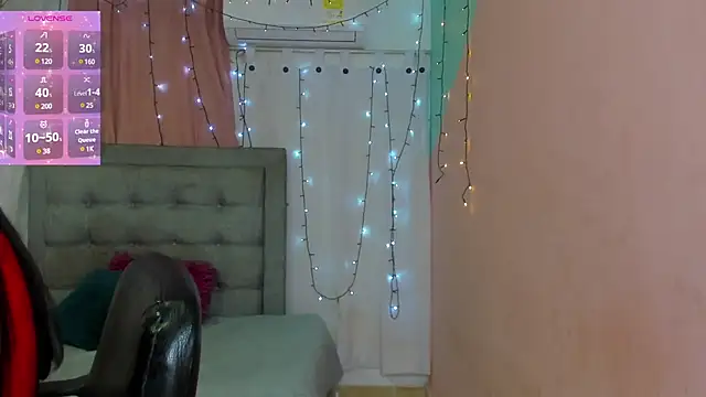 Snapshot of dani-lue chatting on 22, 12, 2024 dani-lue online show from 22, 12, 2024