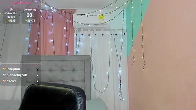 Snapshot of dani-lue chatting on 17, 1, 2025 dani-lue online show from 17, 1, 2025