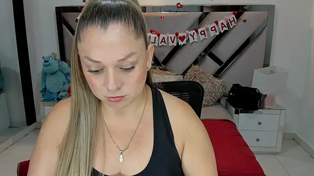 Snapshot of natalia5560 chatting on 30, 9, 2025 natalia5560 online show from 30, 9, 2025