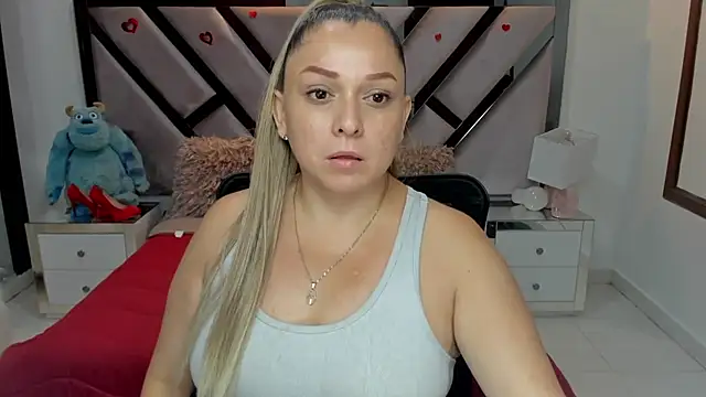 natalia5560 online show from 30, 10, 2025