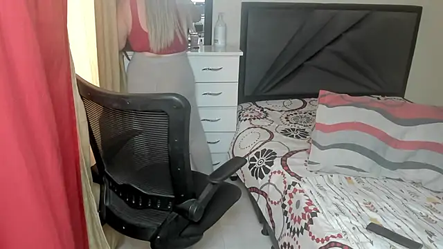 natalia5560 online show from 15, 12, 2025