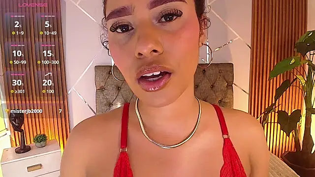 charlottee white online show from 23, 5, 2026