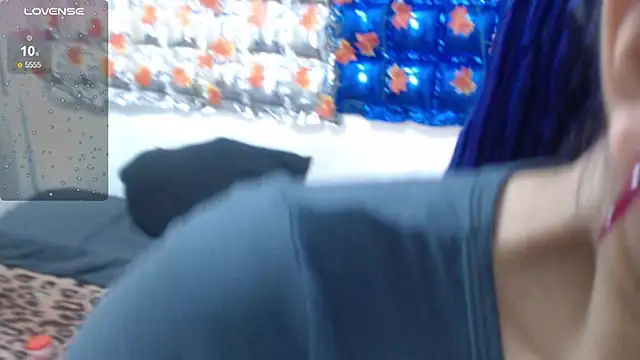 Snapshot of thaly_funn chatting on 18, 2, 2025 thaly funn online show from 18, 2, 2025