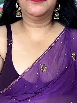 Snapshot of FlatVincy4 chatting on 18, 9, 2025 FlatVincy4 online show from 18, 9, 2025