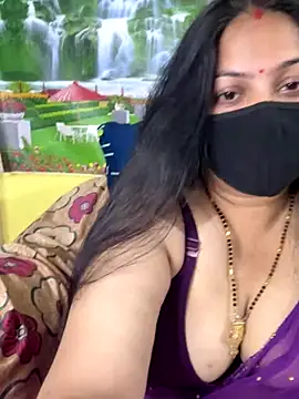 Snapshot of FlatVincy4 chatting on 11, 10, 2025 FlatVincy4 online show from 11, 10, 2025