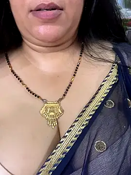 Snapshot of FlatVincy4 chatting on 18, 10, 2025 FlatVincy4 online show from 18, 10, 2025