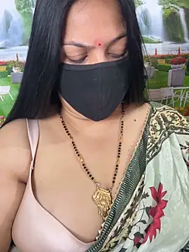 Snapshot of FlatVincy4 chatting on 23, 10, 2025 FlatVincy4 online show from 23, 10, 2025